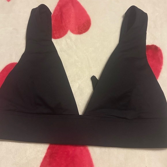 Everlane The Triangle Bikini Top  black NWOT - Picture 8 of 8